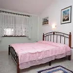 For Families With Children - 7255 Fažana